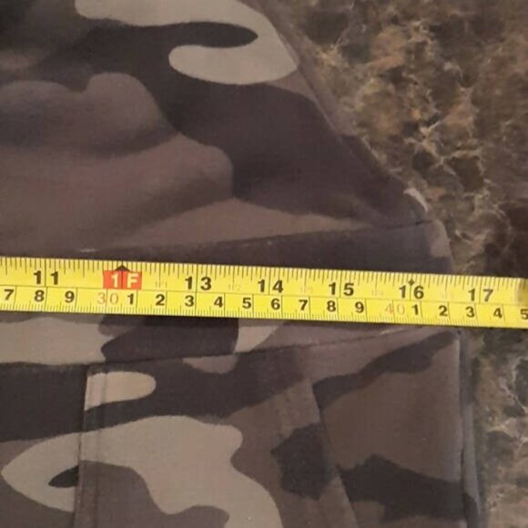 Revolve BB Dakota Where'd She Go Camouflage Overalls Army Green Size M - Picture 8 of 11